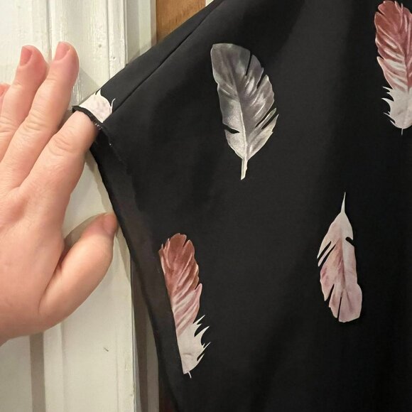 Size 4XL - Shein - Black Pullover Blouse w/Feather Design - Picture 2 of 6